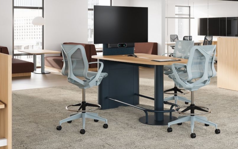 An Online Store For Refined Desks